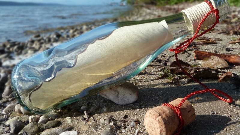 Ron Herbst a retrouvé sa bouteille lancée à la mer 34 ans plus tard.