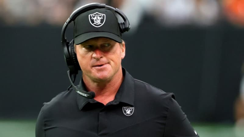 NFL: accusé de racisme, misogynie et homophobie, le coach des Raiders démissionne