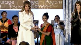 Melania Trump remet le Prix international des femmes de courage à Washington le 29 mars 2017.
