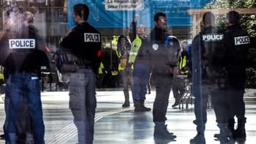 8.000 agents des forces de l'ordre sont mobilisés à Paris ce samedi.