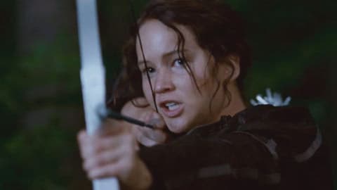 Un extrait du film Hunger Games, où des adolescents doivent s'entretuer pour survivre.