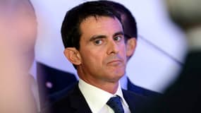 Manuel Valls contredit Ségolène Royal sur la gratuité des autoroutes le week-end