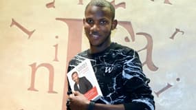 Lassana Bathily lors de la présentation de son livre le 16 décembre 2015 à Paris