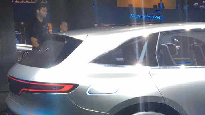 Le concept est équipé de deux moteurs électriques, un à l'avant, un l'arrière, pour une puissance équivalente d'un peu moins de 410 chevaux. Le concept est équipé de deux moteurs électriques, un à l'avant, un l'arrière, pour une puissance équivalente d'un peu moins de 410 chevaux.