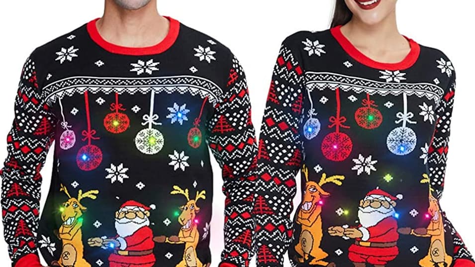 Pull de Noel lumineux : le pull qui fait un carton en 2022
Pull de Noel lumineux : le pull qui fait un carton en 2022