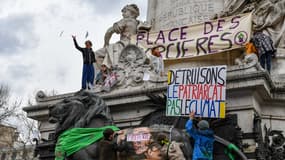 Entre 200 et 300 jeunes se sont réunis à Paris ce vendredi