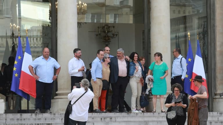 Des membres de la Convention citoyenne pour le climat après une réunion avec Emmanuel Macron, à l'Elysée, le 29 juin 2020 (Photo d'illustration)