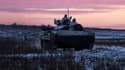 Des militaires ukrainiens s'entraînent près de TCherniguiv, dans le nord de l'Ukraine, le 12 février 2022. 