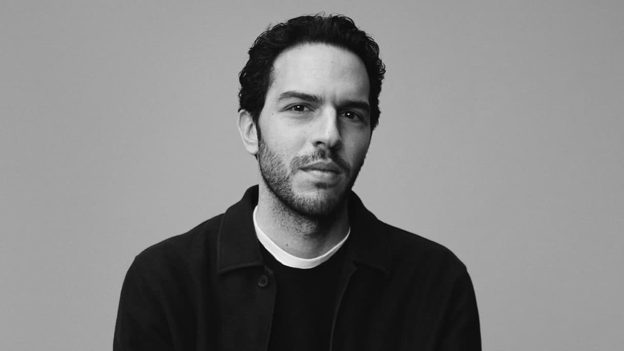 Julian Klausner succède à Dries Van Noten à la direction artistique de la marque.