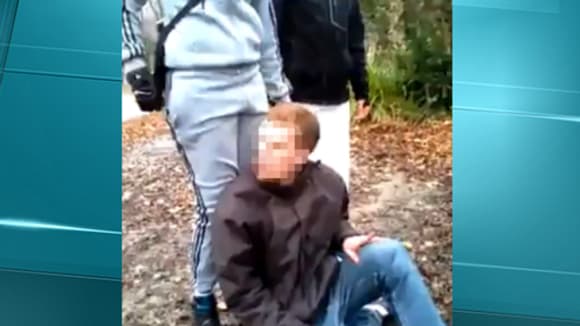 L'agression d'un handicapé, filmée par ses bourreaux.