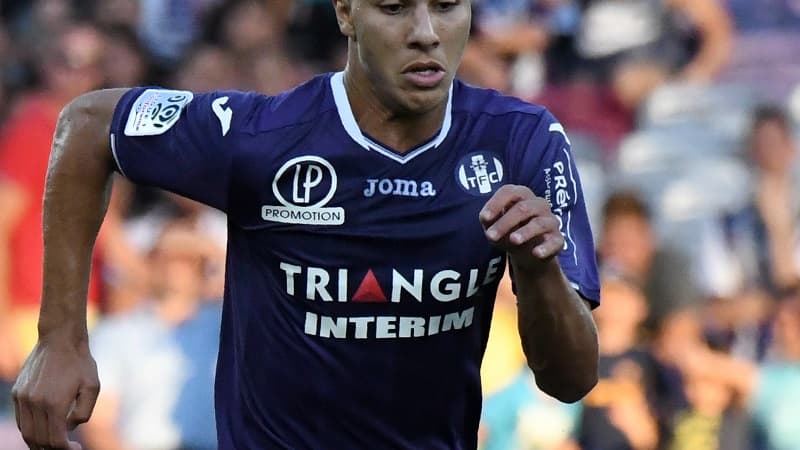 Zinedine Machach