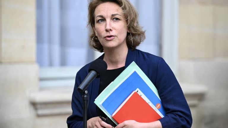 La cheffe de la CDFT Marylise Leon lors d'une rencontre avec la Première ministre à l'Hotel de Matignon à Paris, le 12 juillet  2023