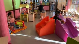 A Lyon, 4000 places de crèche sont manquantes pour accueillir les jeunes Lyonnais.