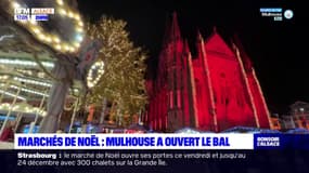 Alsace: premiers visiteurs au marché de Noël de Mulhouse