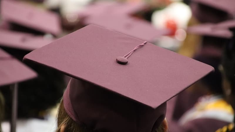 Les diplômes de moins en moins valorisés