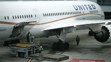 Le PDG d'United Airlines part.