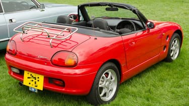 Une Suzuki Cappuccino de 1994, en Grande-Bretagne.
