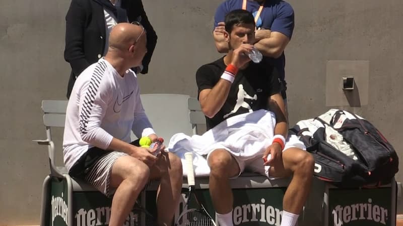 Andre Agassi et Novak Djokovic à Roland-Garros ce jeudi