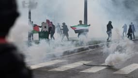 Des manifestants pro-palestiniens à Paris, le 15 mai 2021