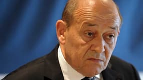 Jean-Yves Le Drian présente un plan de développement de la réserve militaire - jeudi 10 mars 2016
