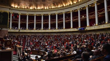 L'opposition y voit un geste insuffisant pour les PME