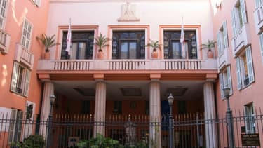 La façade de la mairie de Nice, où le mariage prévu lundi 23 mars 2015 a été suspendu par le parquet.