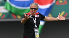Mondher Kebaier, le sélectionneur de la Tunisie, lors du match de la CAN 2022 contre le Mali