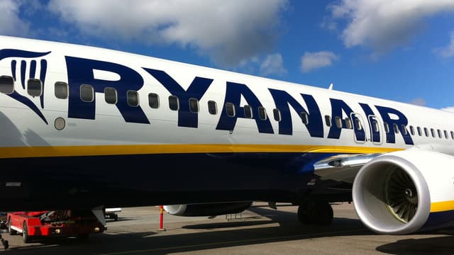 Ryanair est à nouveau accusée de ne pas respecter le droit du travail français.