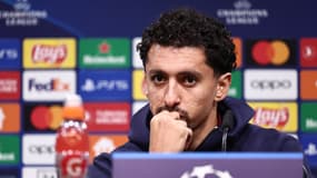 Marquinhos en conférence de presse, à Dortmund le 12 décembre 2023