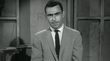 Rod Serling, créateur et narrateur de la série d'origine