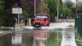 7 mai 2013 : les pompiers ont dû intervenir à de nombreuses reprises dans les rues inondées de Buchères, aux portes de Troyes.