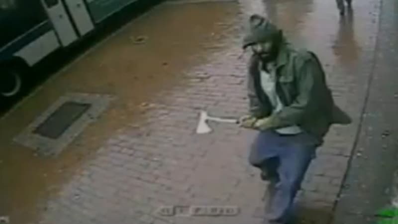 L'attaque de l'homme à la hache a été filmée par les caméras de vidéosurveillance de la ville de New York