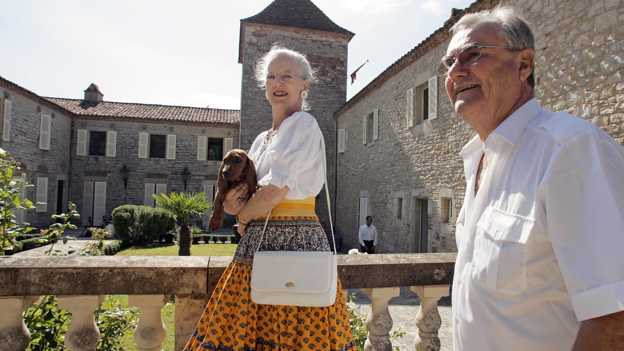 La reine Margrethe et son mari Henri dans le château de Caix, dans le Lot en 2006.