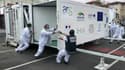 Première en Europe: un hôpital mobile déployé à Bayonne pour faire face à la crise sanitaire