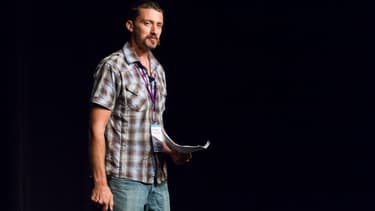 Peter Adeney lors d'une conférence, fin 2012.
