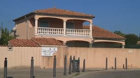 C'est dans cette maison que les hommes armés ont pénétré en pleine nuit.