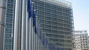 Zone euro: la Commission prévoit 5% de croissance et un pic d'inflation à 2,4% en 2021