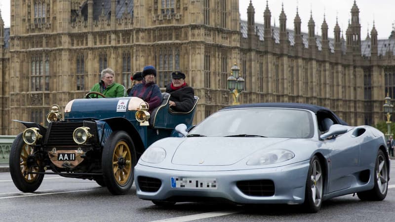 A quelques rues de là, à Kensington et Chelsea, interdiction de faire trop de bruit avec sa Ferrari.