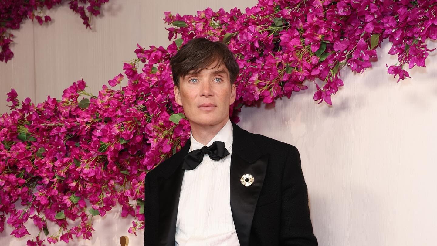 Cillian Murphy en Versace lors des Oscars 2024 Cillian Murphy en Versace lors des Oscars 2024