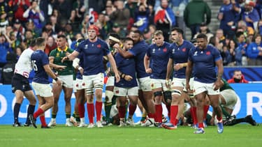 La joie des Bleus sur le deuxième essai de Cyril Baille, lors de France-Afrique du Sud, quart de finale de la Coupe du monde de rugby, 15 octobre 2023
