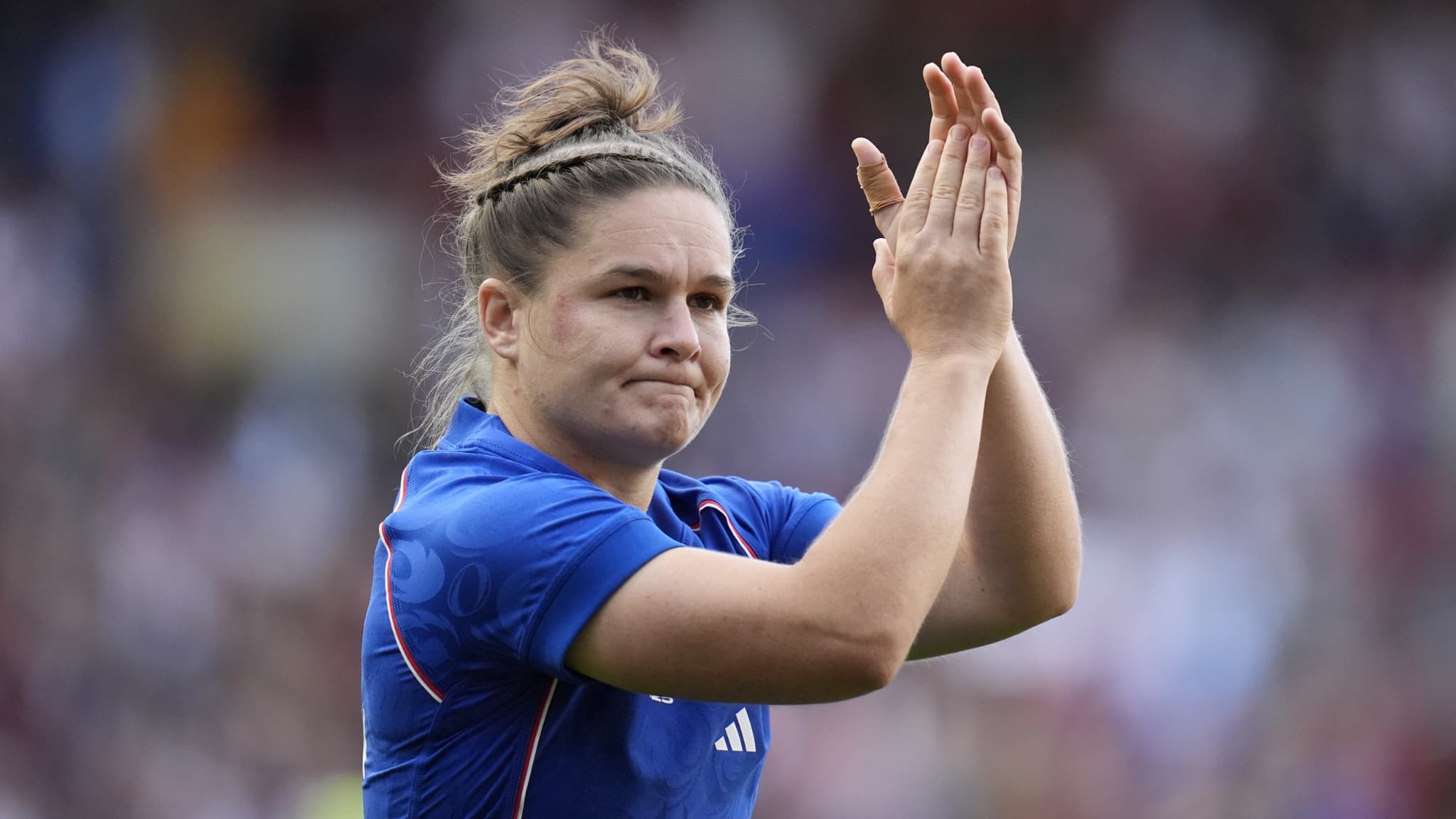 "UN MANQUE D'HUMILITÉ": AGATHE GÉRIN TACLE LES ANGLAISES APRÈS LA DÉFAITE EN DEMI-FINALE DE COUPE DU MONDE