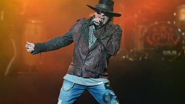 Axl Rose sur scène en mai 2014
