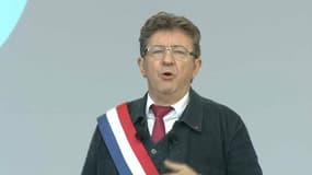 "Personne n’avait jamais parlé au peuple français de cette façon", lance Mélenchon 