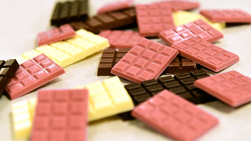 Du chocolat rose ou blond? Bataille franco-suisse pour la 