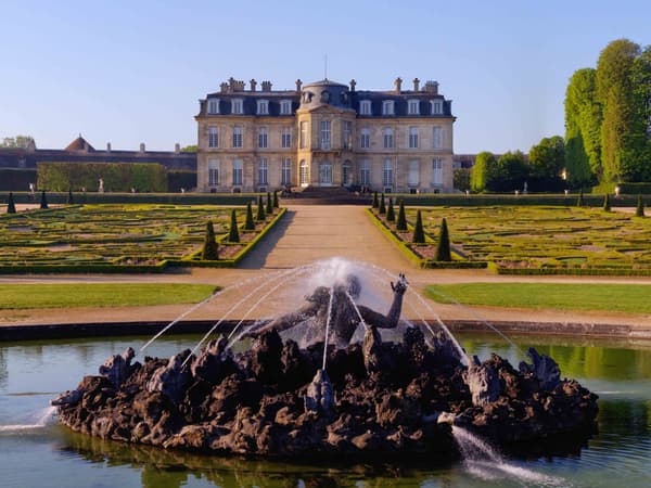 Le château de Champs-sur-Marne Le château de Champs-sur-Marne
