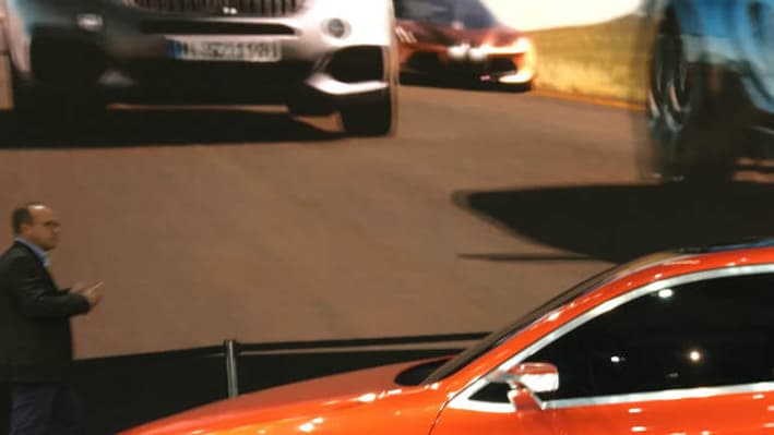 Les designers de BMW ont laissé entendre qu'une adaptation dans la gamme M du X2 pouvait tout à fait être envisagée. Les designers de BMW ont laissé entendre qu'une adaptation dans la gamme M du X2 pouvait tout à fait être envisagée.