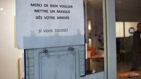 L'accueil des urgences de l'hôpital Trousseau lors d'une épidémie de grippe, le 12 janvier 2016 à Tours. 