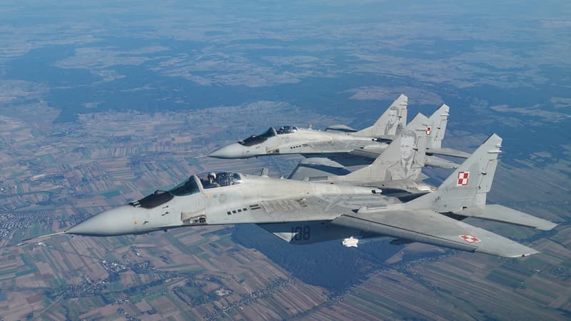 Guerre en Ukraine: la Pologne fait décoller des avions de chasse pendant une 