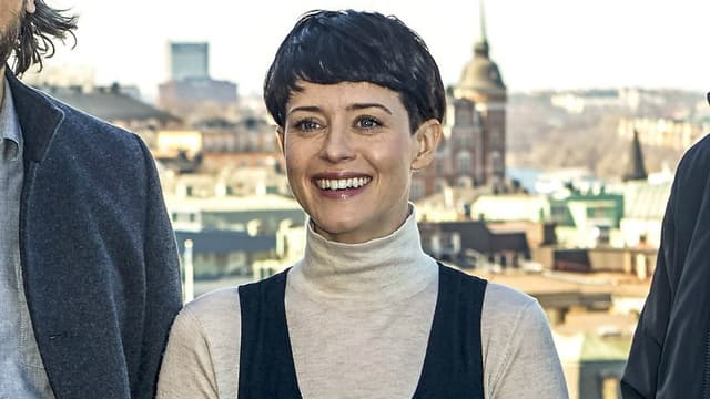 Claire Foy avec le coiffure de Lisbeth Salander