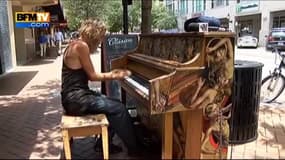 Un sans-abri donne une magnifique leçon de piano 